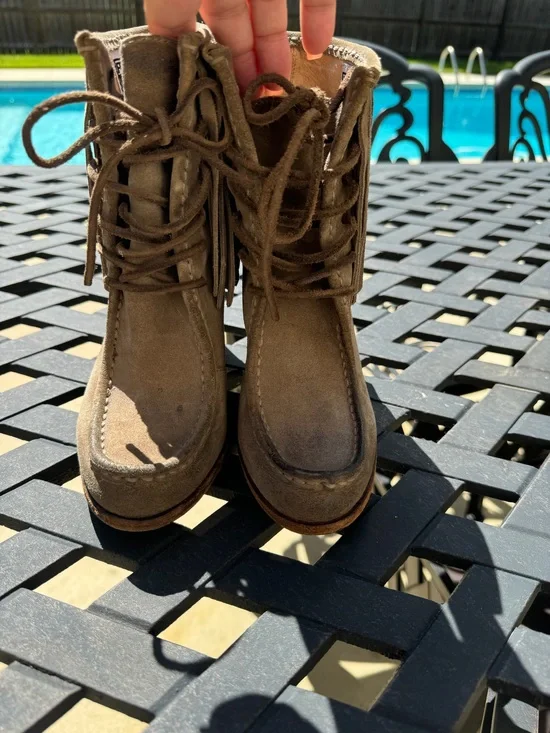 Frye Boots- Parker Fringe Style 3476658 Gry - Picture 2 of 6